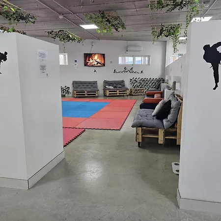 Kaizen בית הארחה 3*